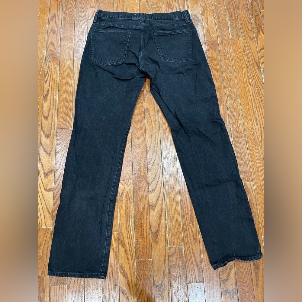 Dennim gold
Men's Classic Black Straight Jeans - Picture 9 of 11